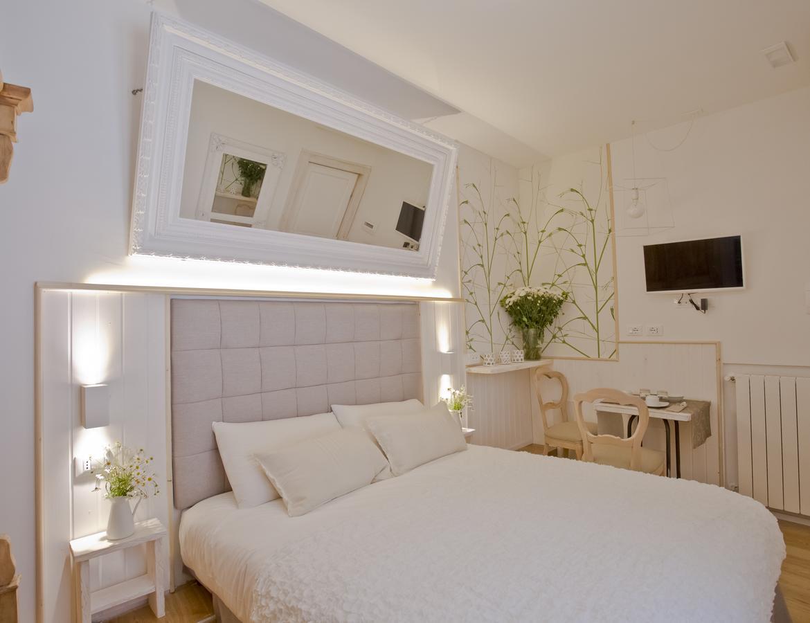 Primo Piano Suites Bagian luar foto